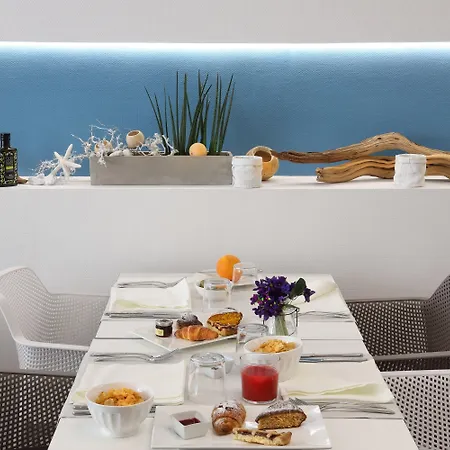 M&f Hotel