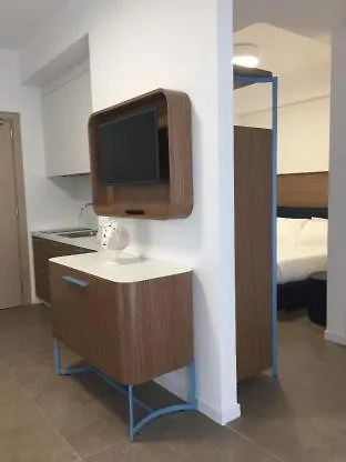 Hotel M&f