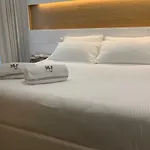 M&f