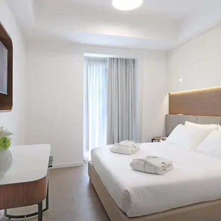 Hotel M&f