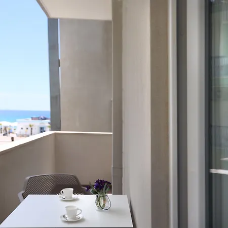 Hotel M&f