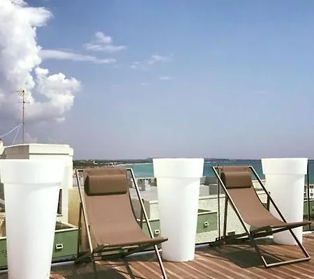 M&f Hotel