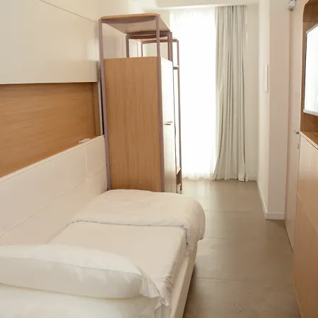 M&f Hotel